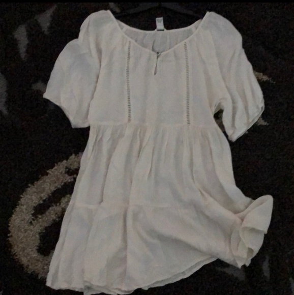 Flowy Peasant Style Dress - Picture 1 of 3